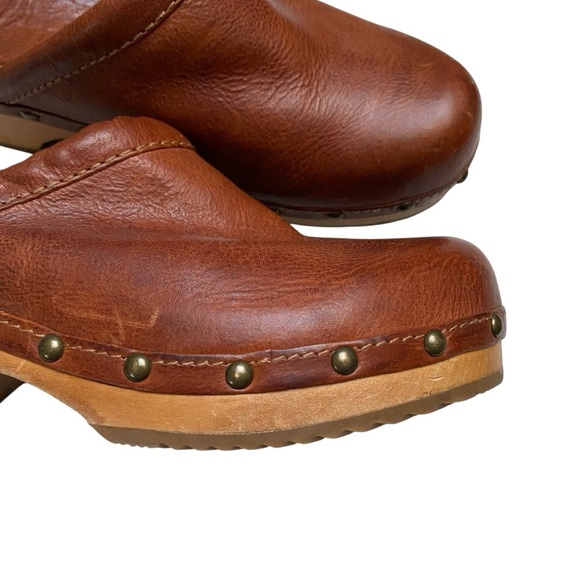 Frye Clara Campus Clogs Brown Leather Size 7 | 2.5” Heel Platform Mules - Picture 6 of 16